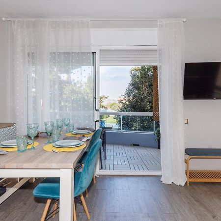 Uhc Els Pins Apartments Salou Kültér fotó
