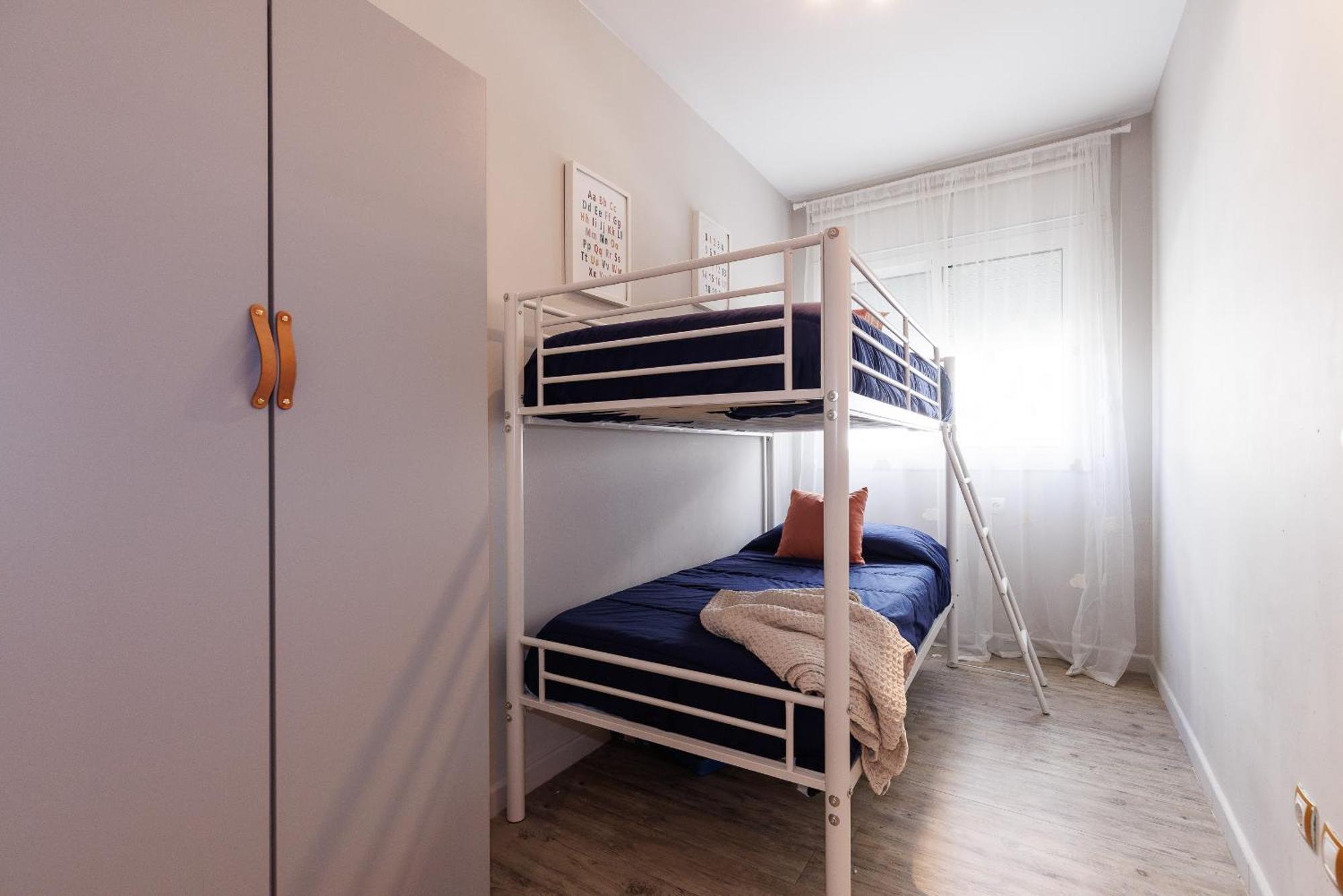 Uhc Els Pins Apartments Salou Kültér fotó